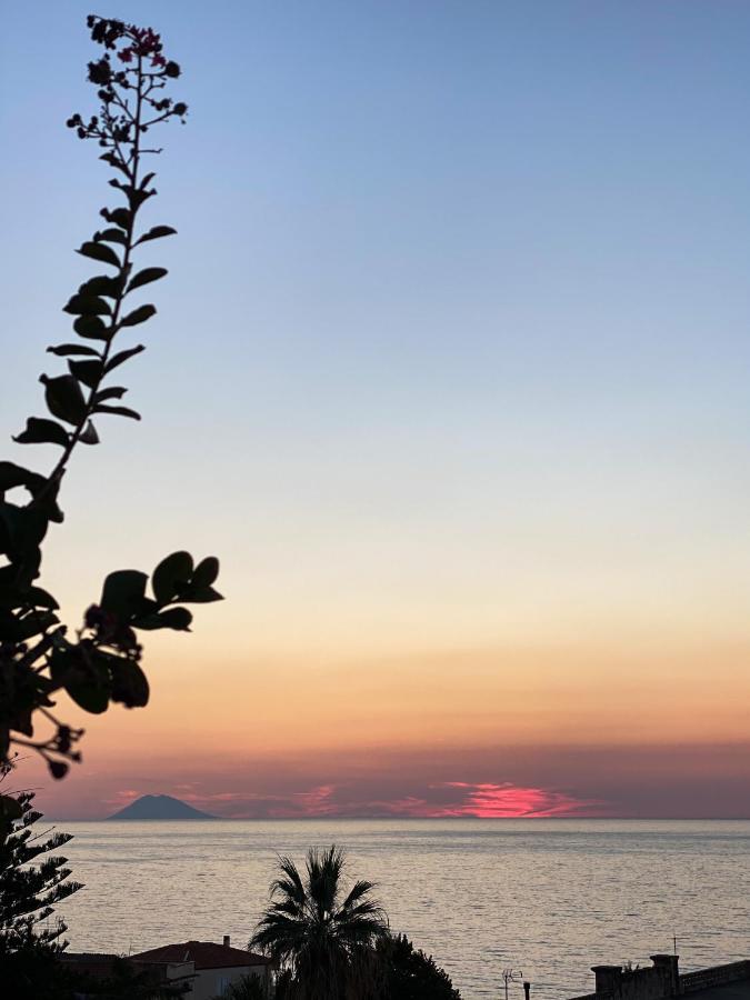 Noone Tropea Guesthouse Exterior photo